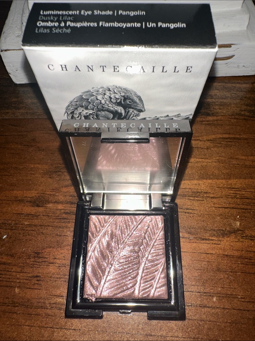 Chantecaille Luminescent Eye Shade - Pangolin